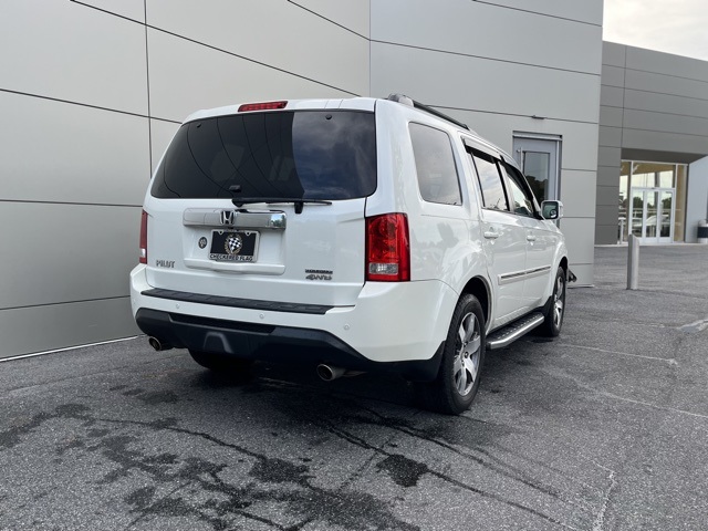 2015 Honda Pilot Touring photo 23