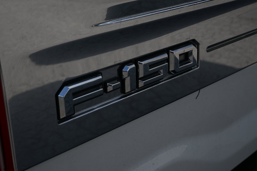 2023 Ford F-150 XLT photo 26