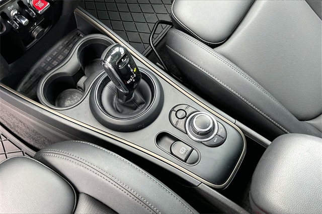 2024 Mini Cooper Signature photo 14