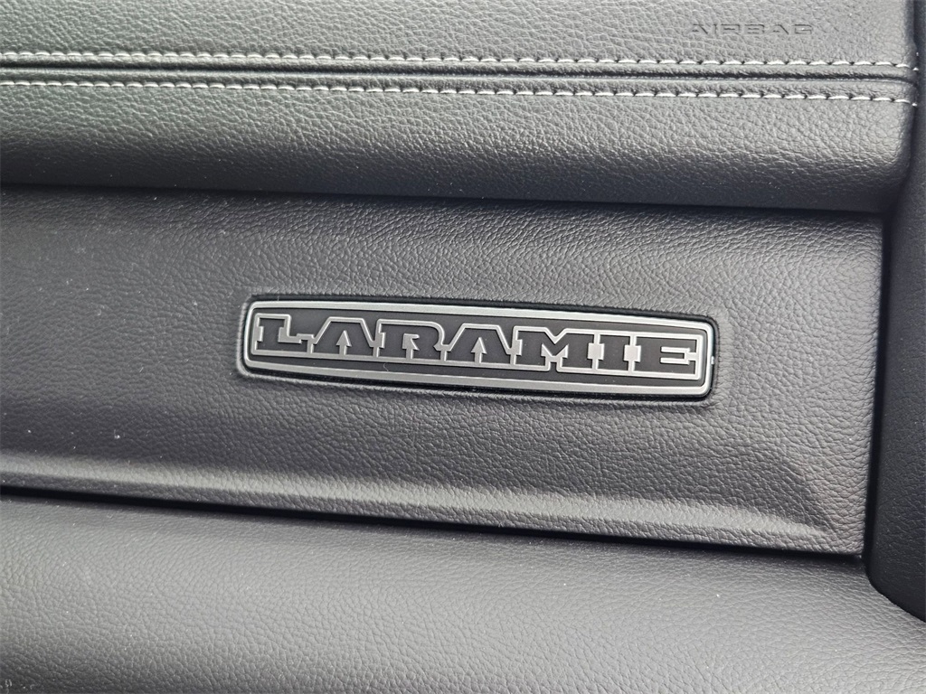 New 2025 Billet Silver Metallic Clear-Coat Exterior Paint RAM Laramie image 35