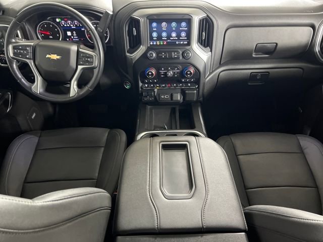 2022 Chevrolet Silverado 2500HD LTZ photo 2