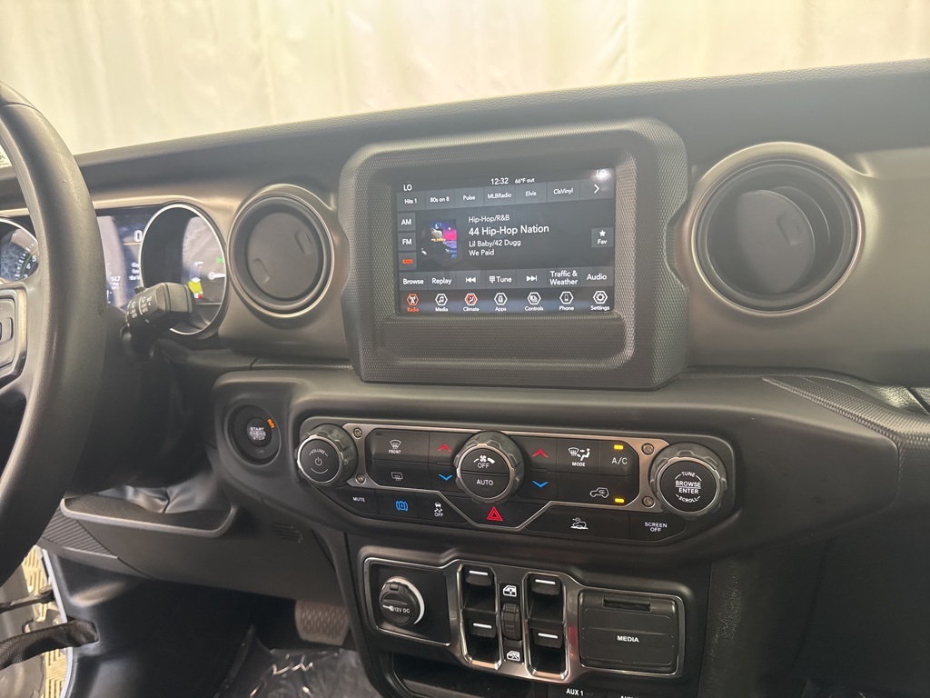 2023 Jeep Wrangler Willys 4xe photo 16