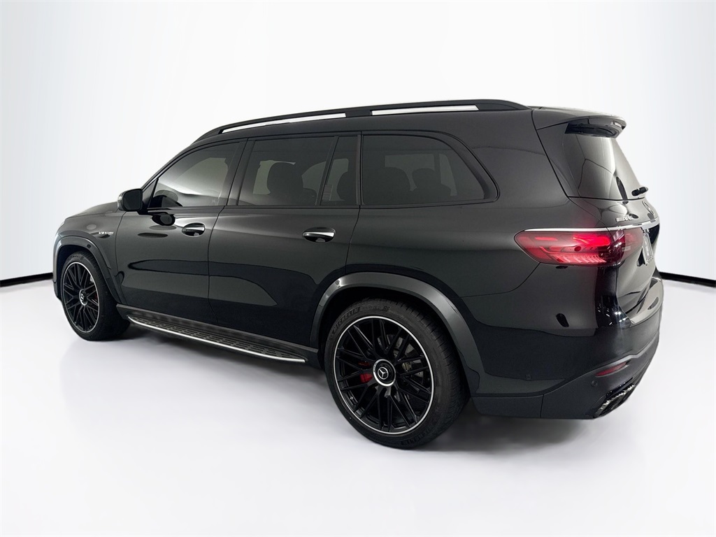 2025 Mercedes Benz GLS AMG 63 photo 6