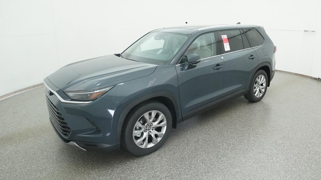2026 Toyota Grand Highlander Limited's photo