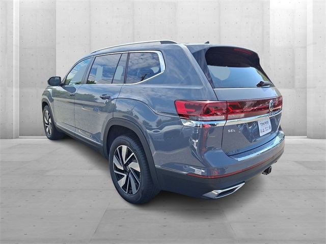2026 Volkswagen Atlas SEL photo 3