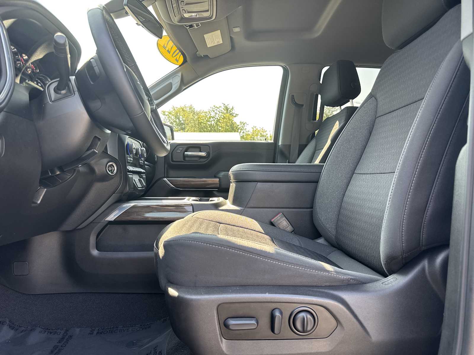 2022 Chevrolet Silverado 1500 LT Trail Boss photo 19