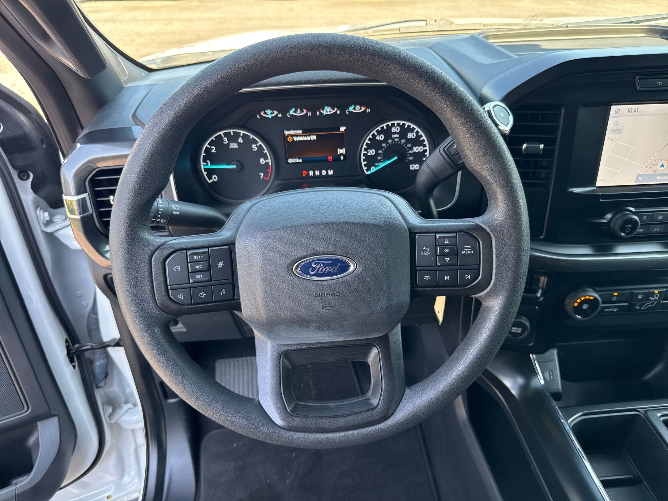 2023 Ford F-150 XL photo 14