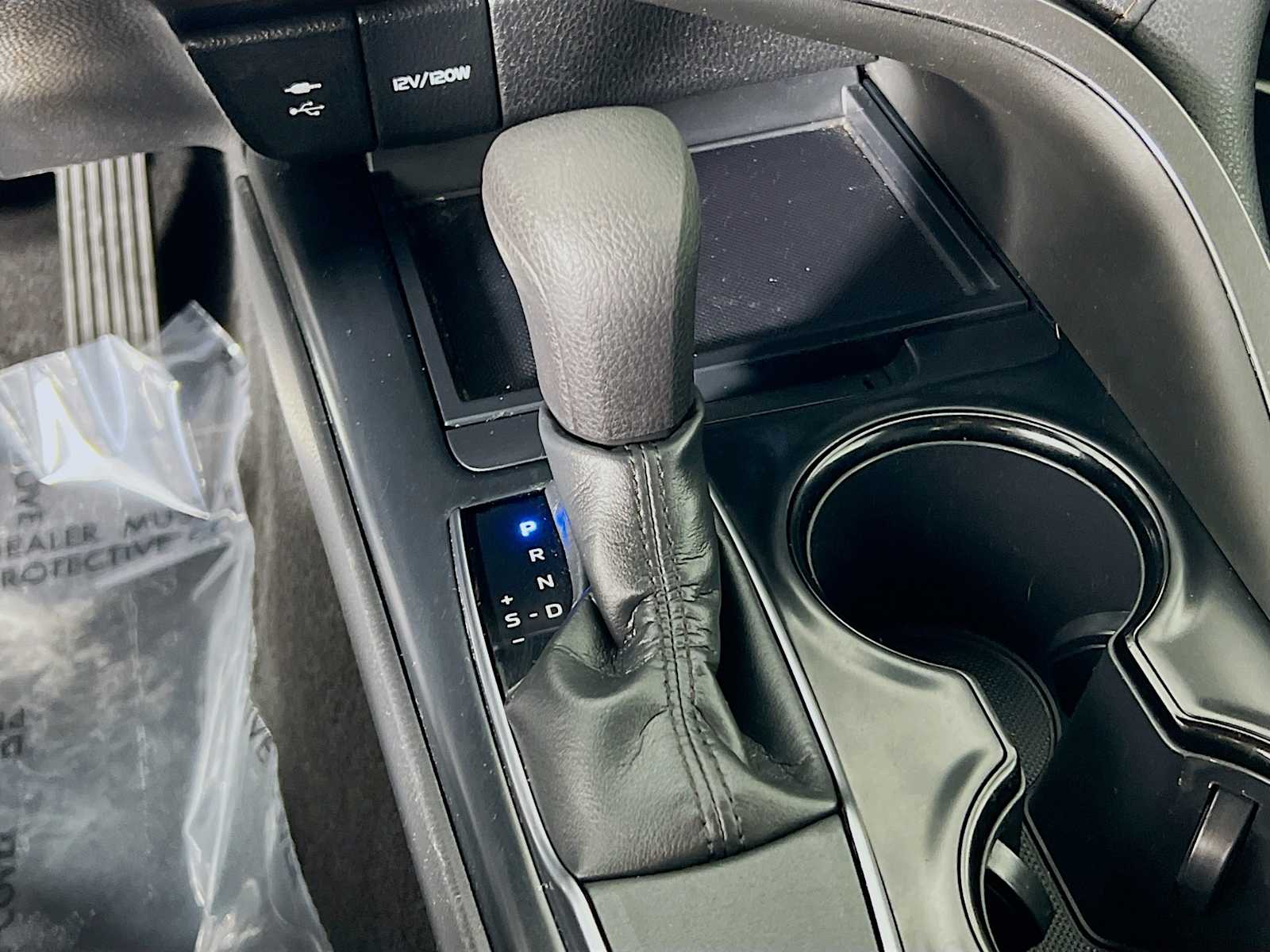 2019 Toyota Camry LE photo 15