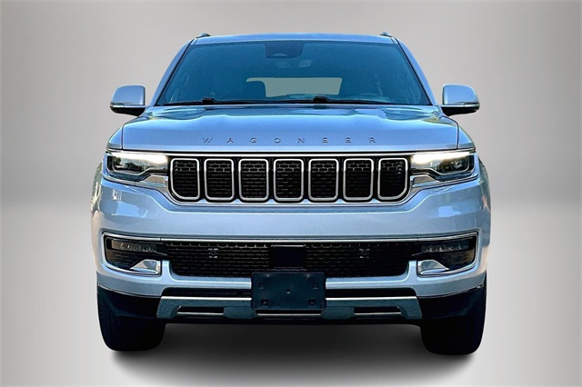 2022 Jeep Wagoneer Series III photo 3