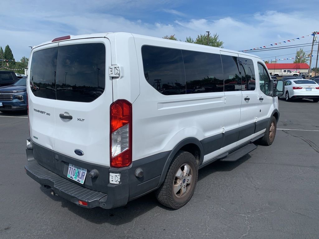 2018 Ford Transit Passenger XL photo 3