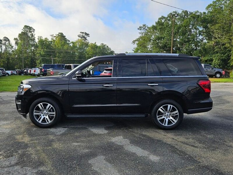 2024 Ford Expedition Limited photo 3