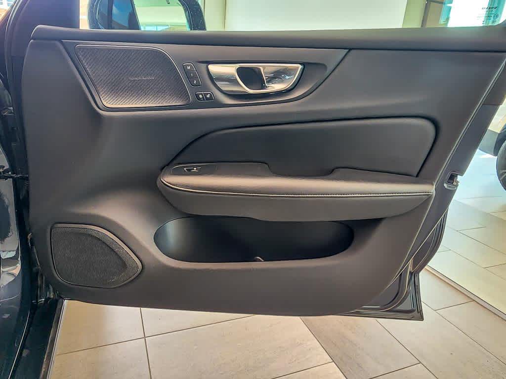 2024 Volvo S60 Ultimate photo 18