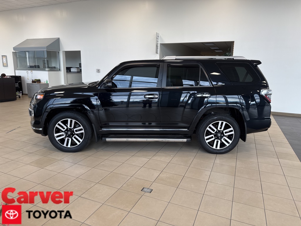 2020 Toyota 4Runner Limited's photo
