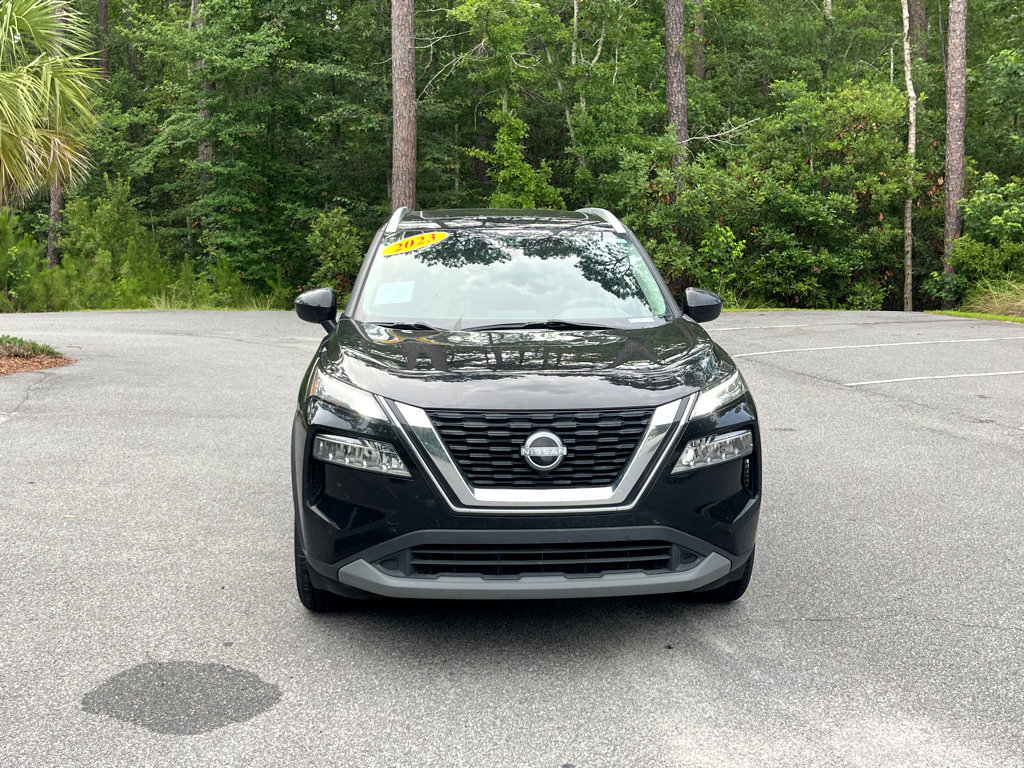 2023 Nissan Rogue SV photo 2