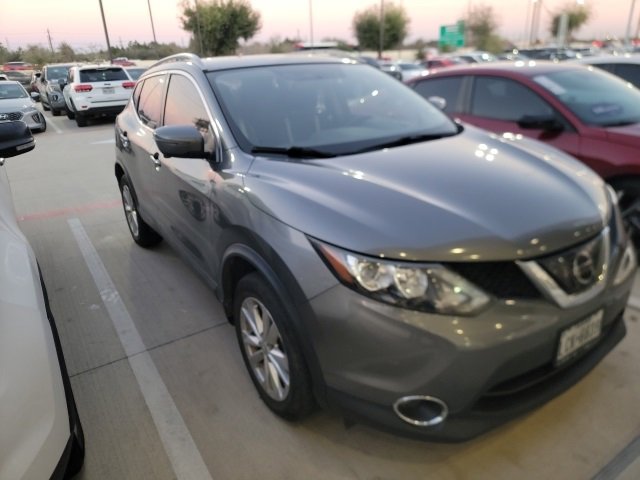 2018 Nissan Rogue Sport SV