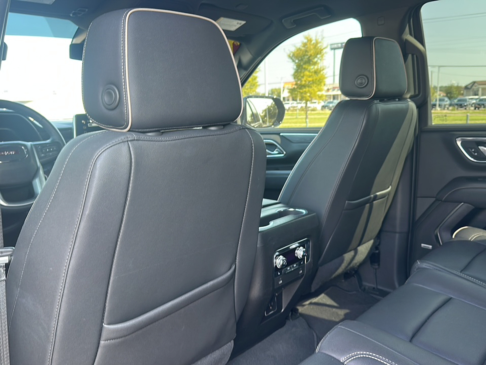 2023 Gmc Yukon SLT photo 7