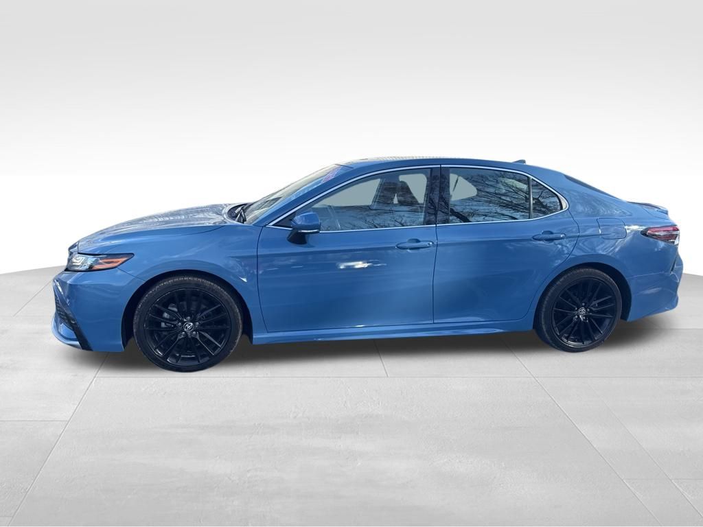 2023 Toyota Camry XSE photo 4