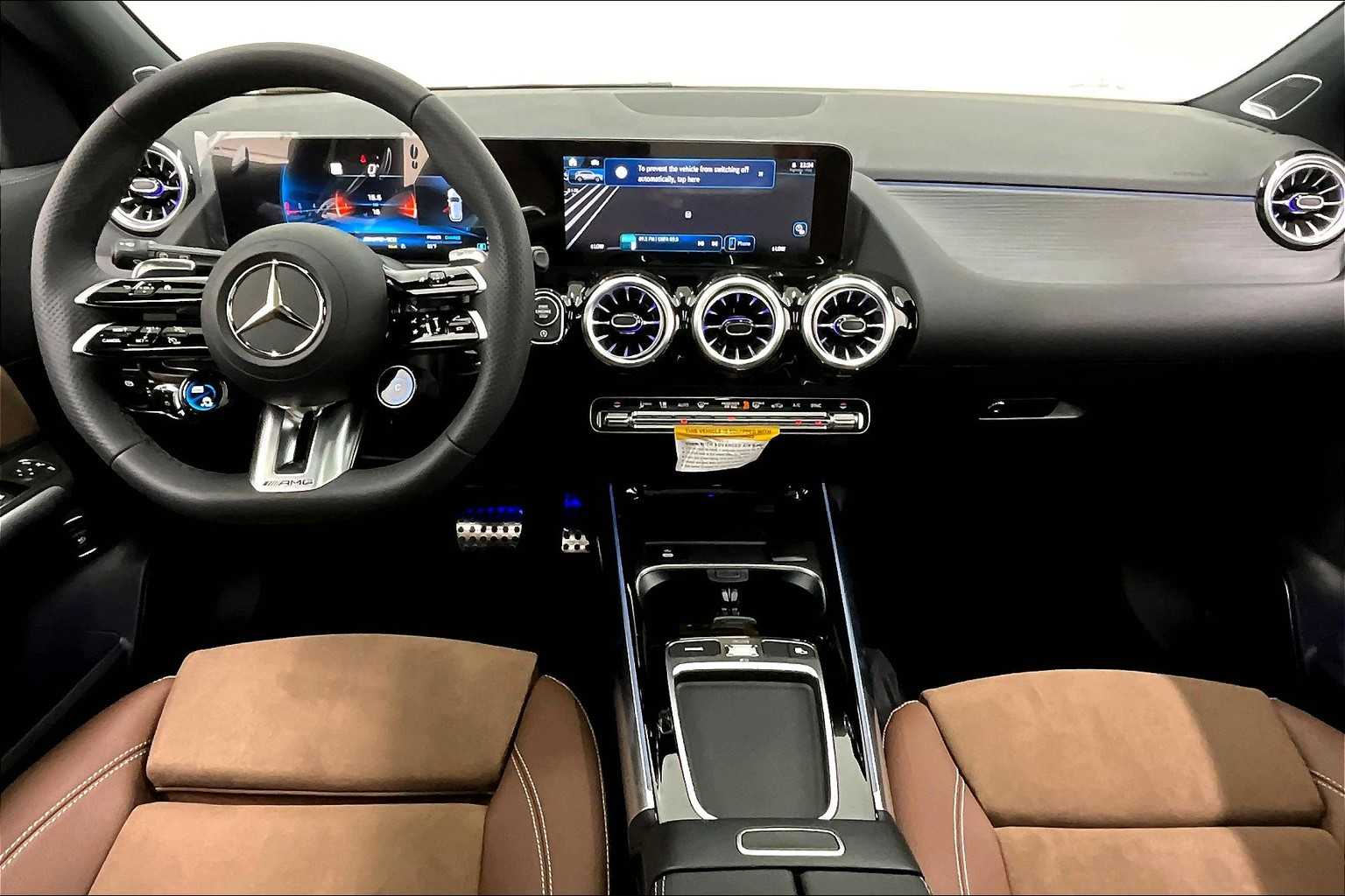 2025 Mercedes Benz GLA AMG 35 4MATIC photo 4