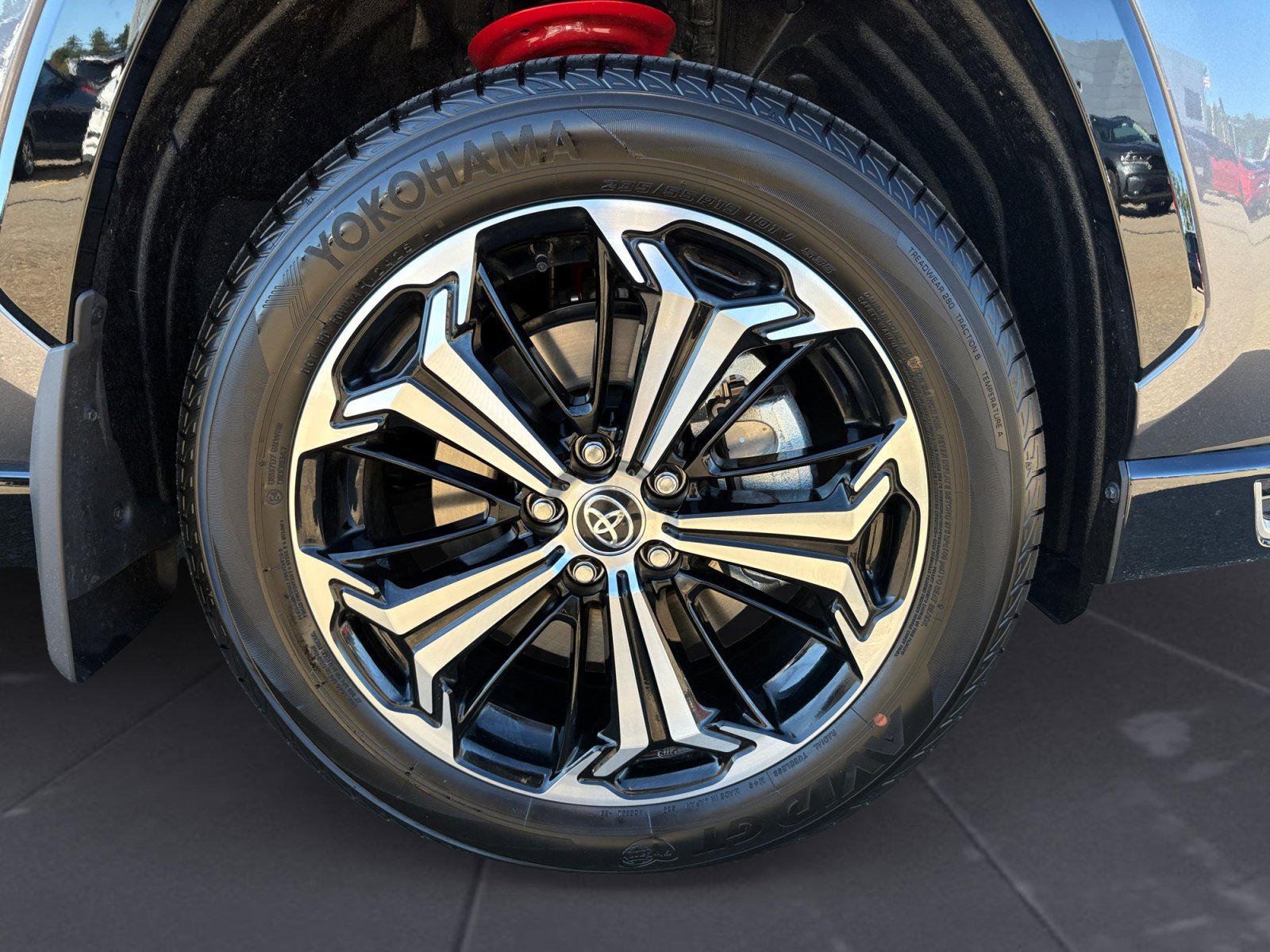 2025 Toyota RAV4 Prime XSE Premium photo 40