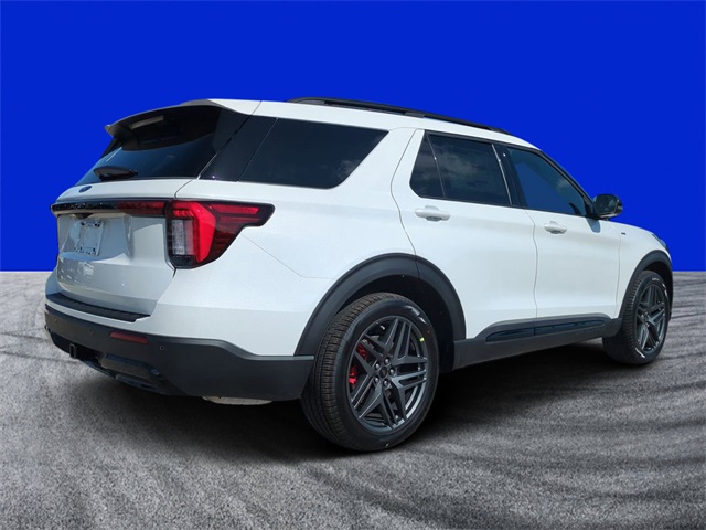 2025 Ford Explorer ST-Line photo 3