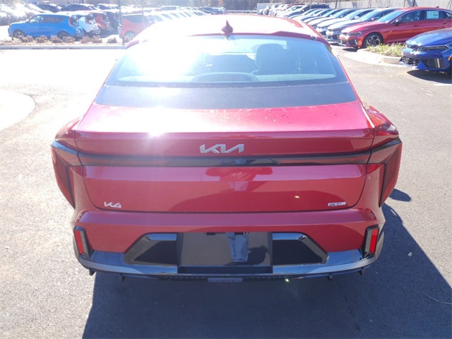 2025 Kia K4 GT-Line photo 4