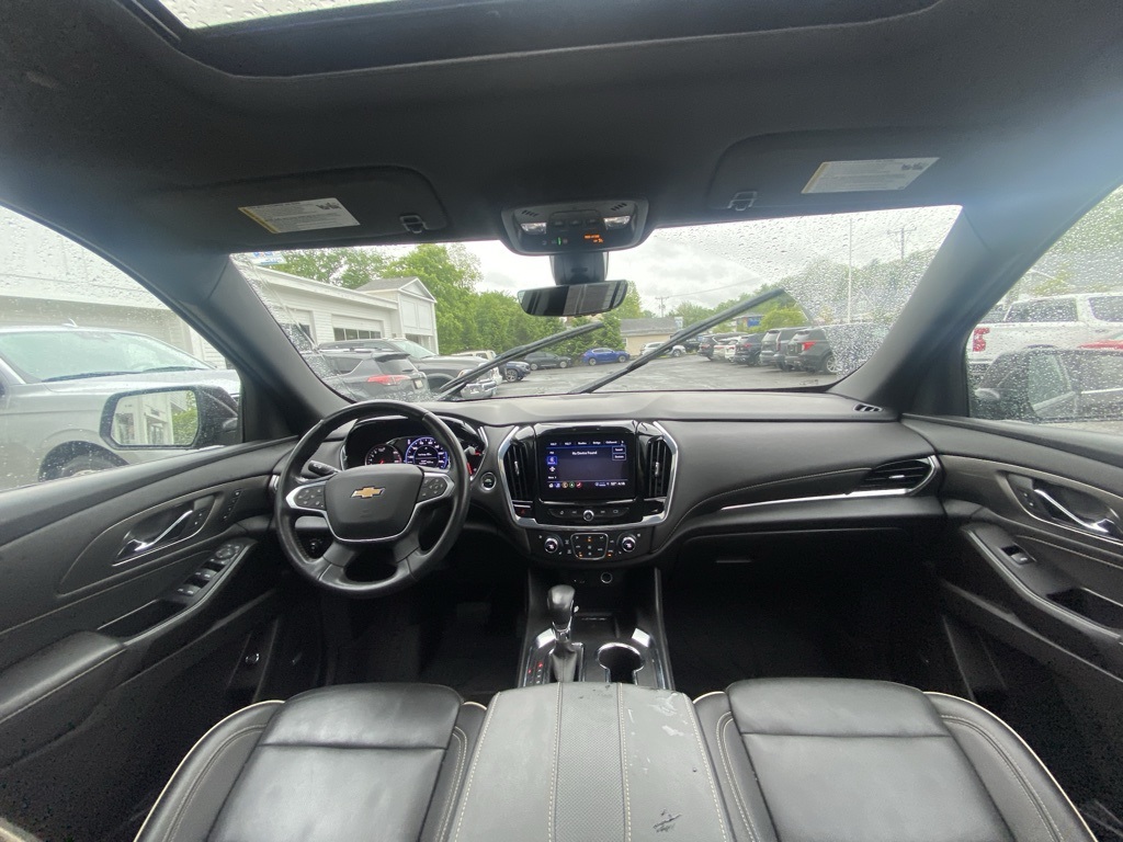 2022 Chevrolet Traverse Premier photo 17