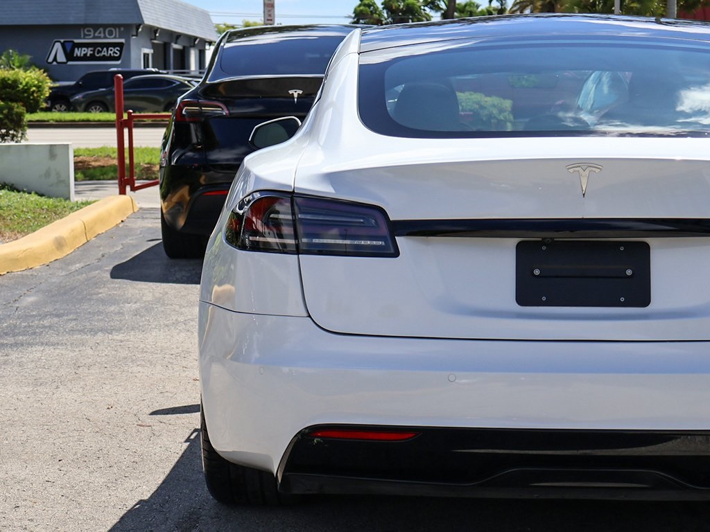 2022 Tesla Model S photo 9