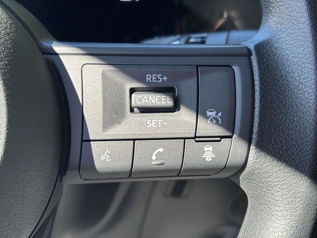 2026 Nissan Kicks SV photo 17
