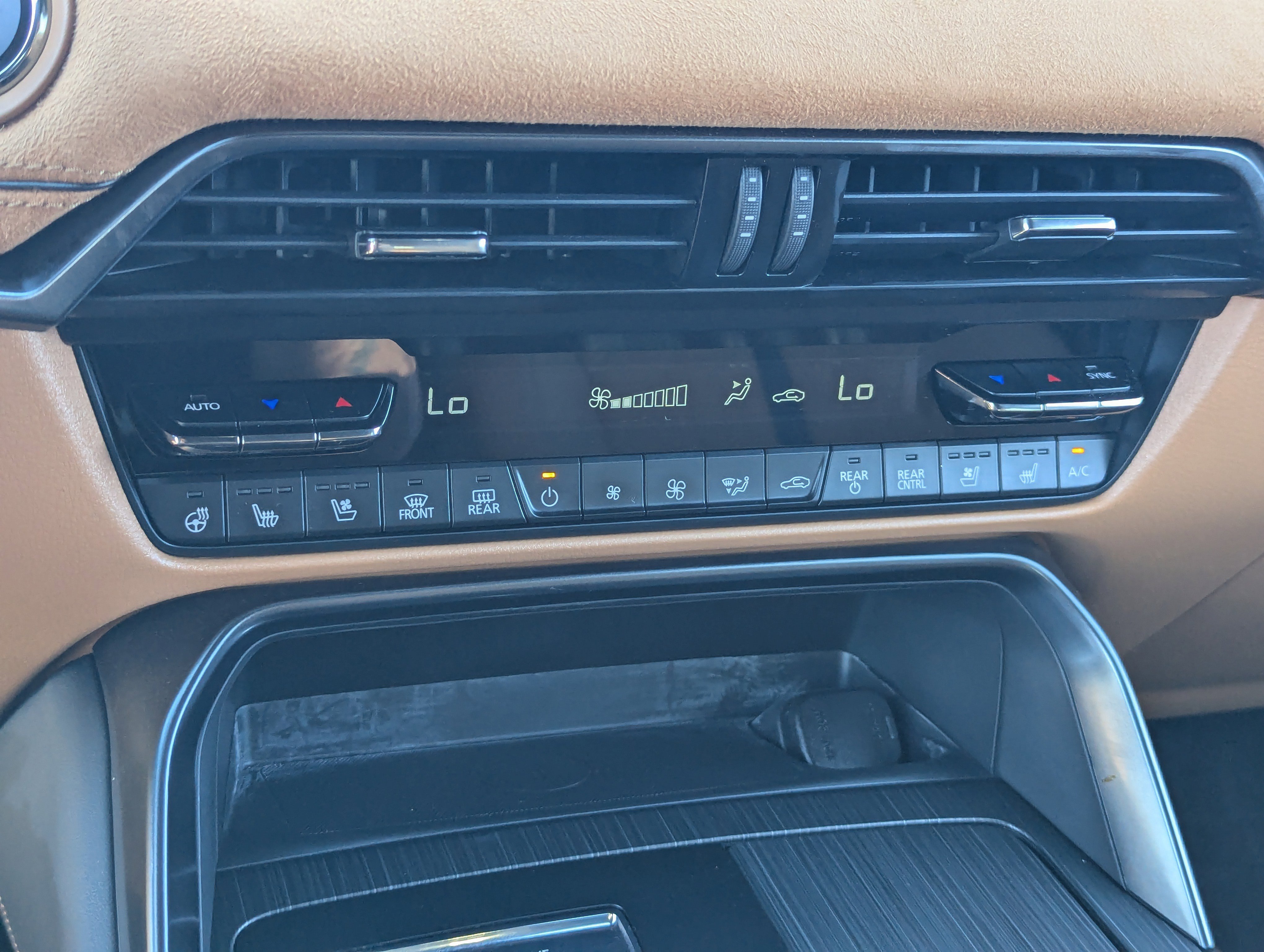 2024 Mazda CX-90 3.3 Turbo Premium Plus photo 4