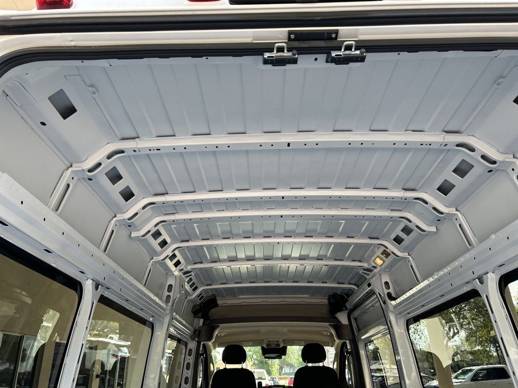 2023 Ram ProMaster 3500 Window Van photo 23