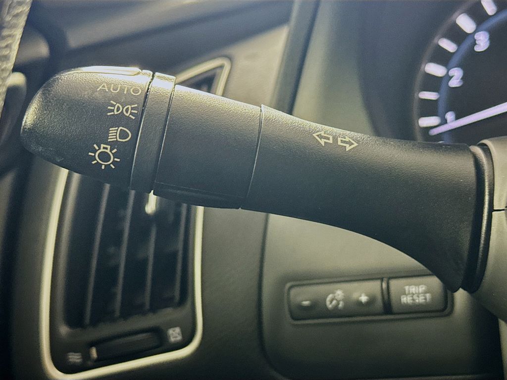2018 Infiniti Q50 3.0t LUXE photo 10