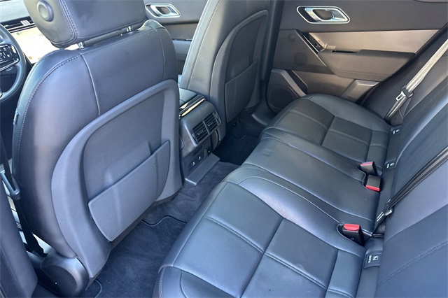 2025 Land Rover Range Rover Velar SE photo 11