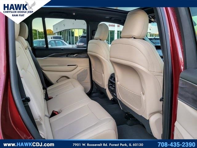 2024 JEEP GRAND CHEROKEE - Image 31