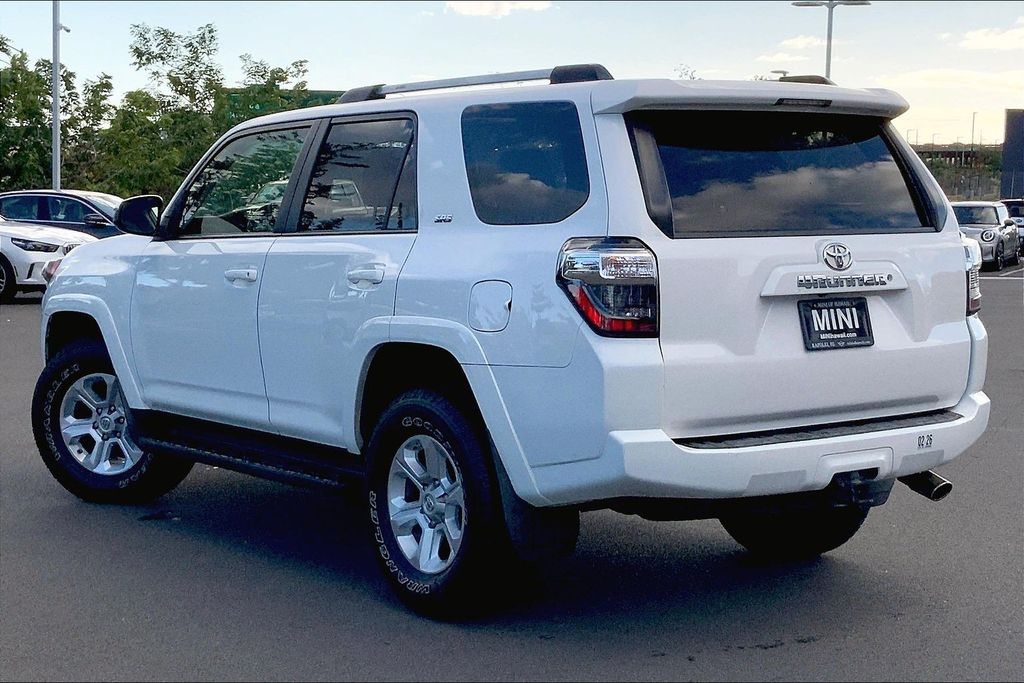 Image of Pre-Owned 2019 Toyota 4Runner V6 4WD SR5