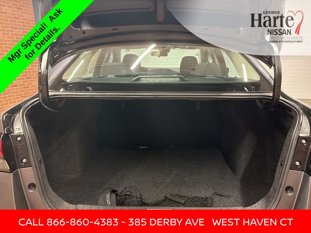 2024 Nissan Versa 1.6 S photo 19