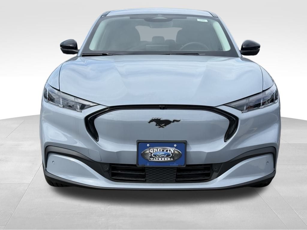 2025 Ford Mustang Mach-E Premium photo 3