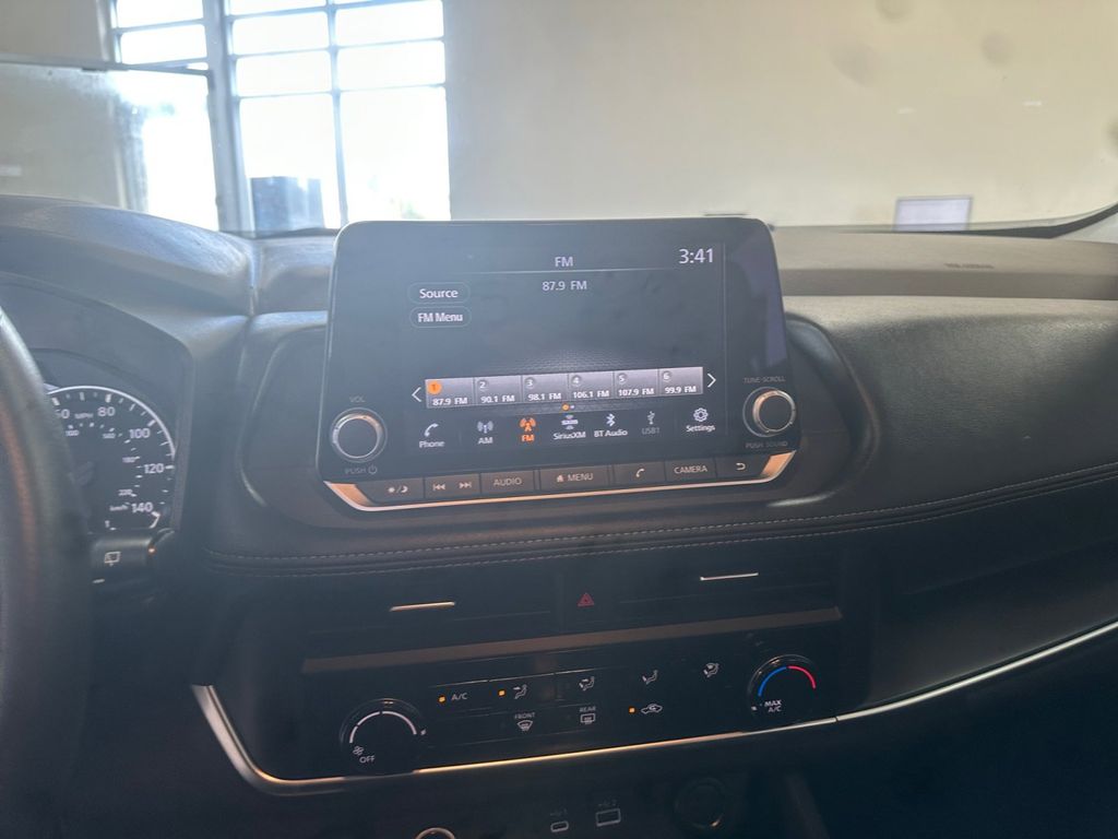 2023 Nissan Rogue S photo 10