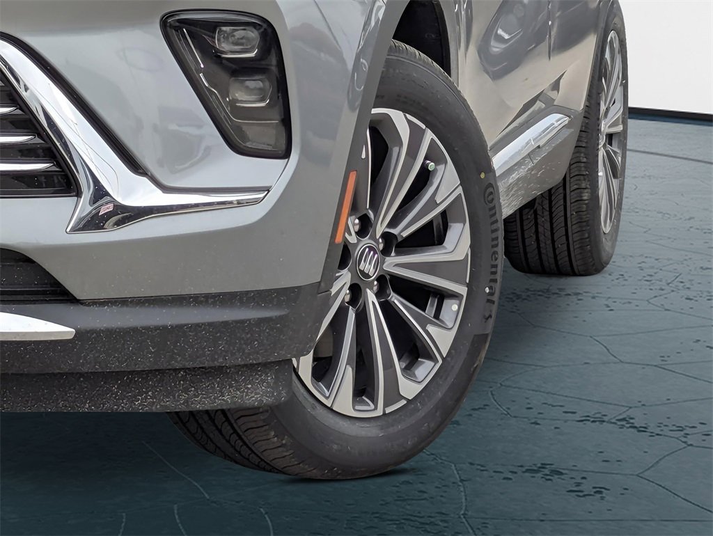 2025 Buick Envision Preferred photo 2