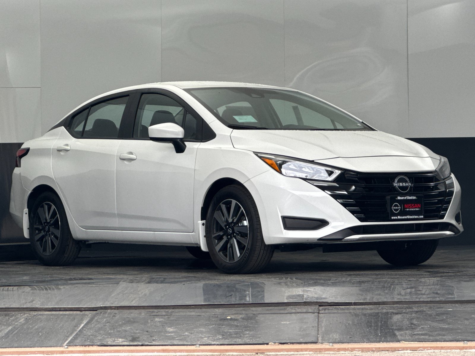 2025 Nissan Versa Sedan SV's photo