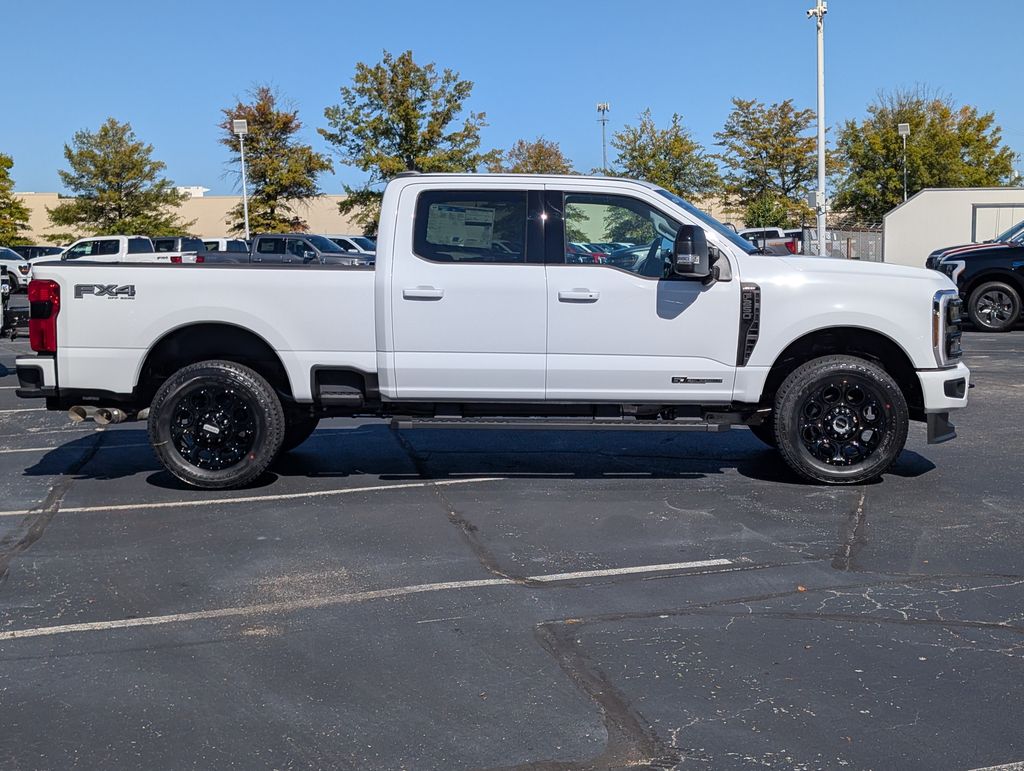 2026 Ford F-250 Lariat photo 3