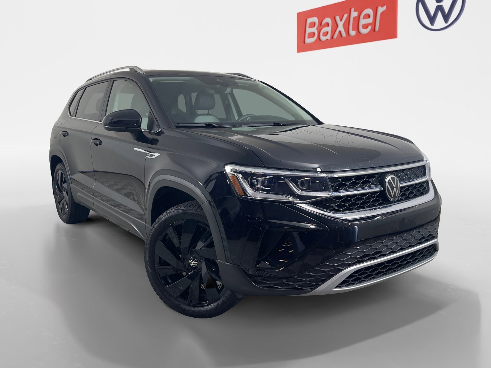 2024 Volkswagen Taos SEL's photo