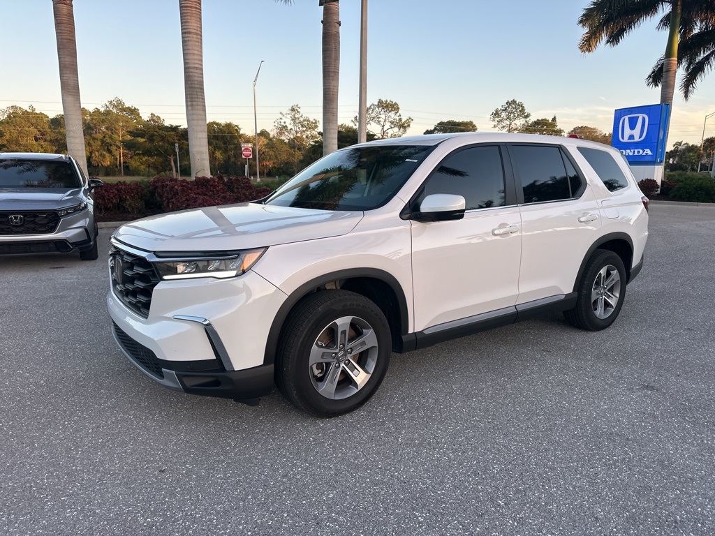 2025 Honda Pilot EX-L's photo