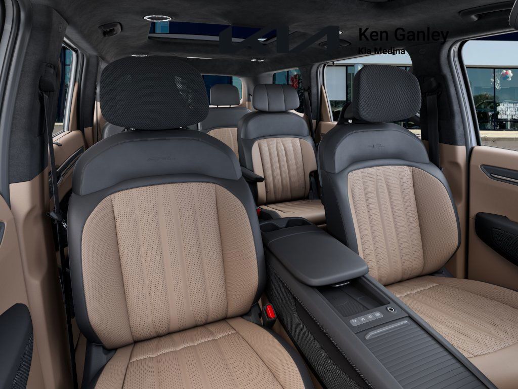 2026 Kia EV9 GT-Line photo 13