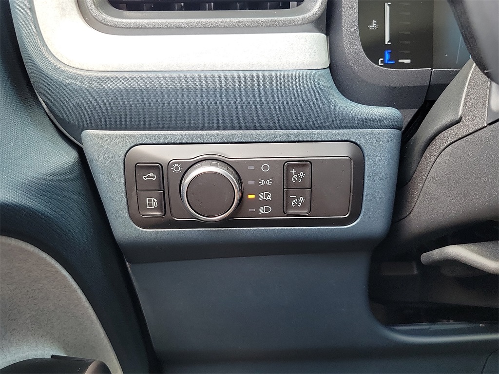 2025 Ford Maverick XLT photo 13