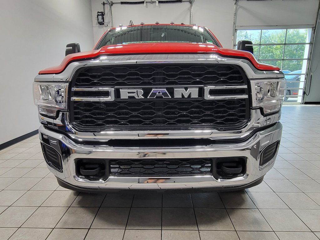 2024 Ram 2500 Tradesman photo 2
