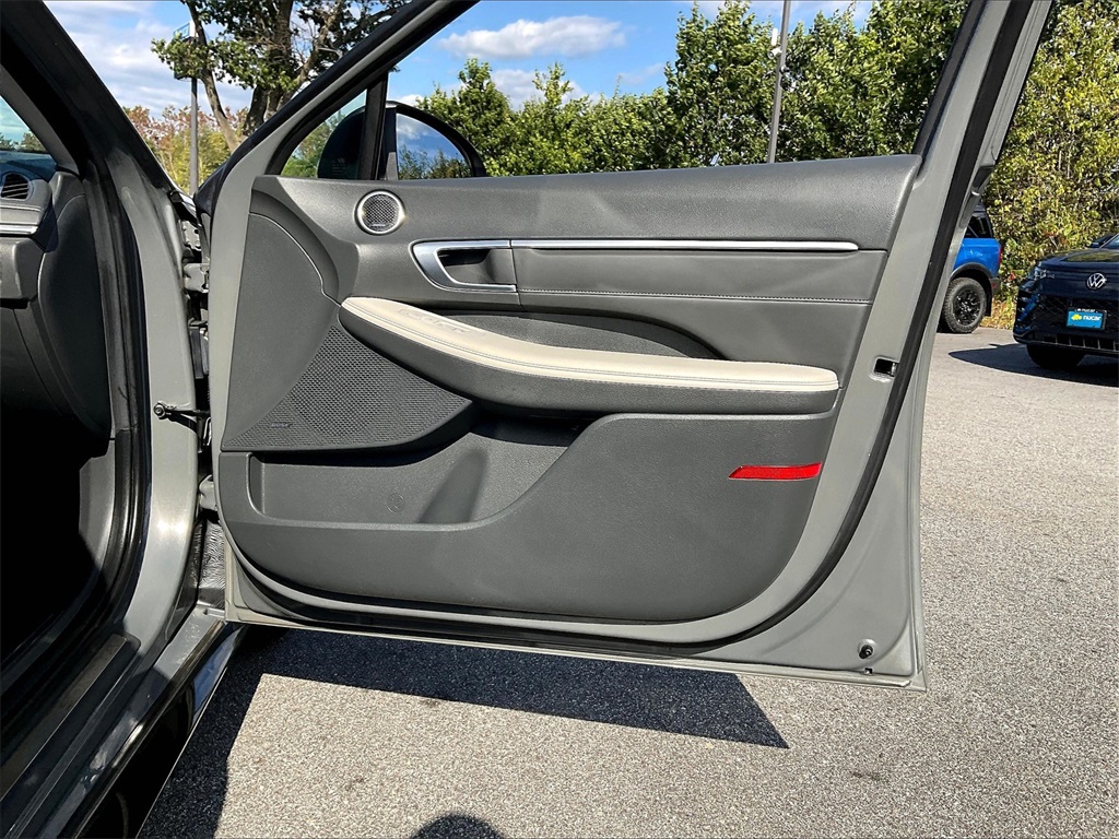 2022 Hyundai Sonata Hybrid Limited photo 11