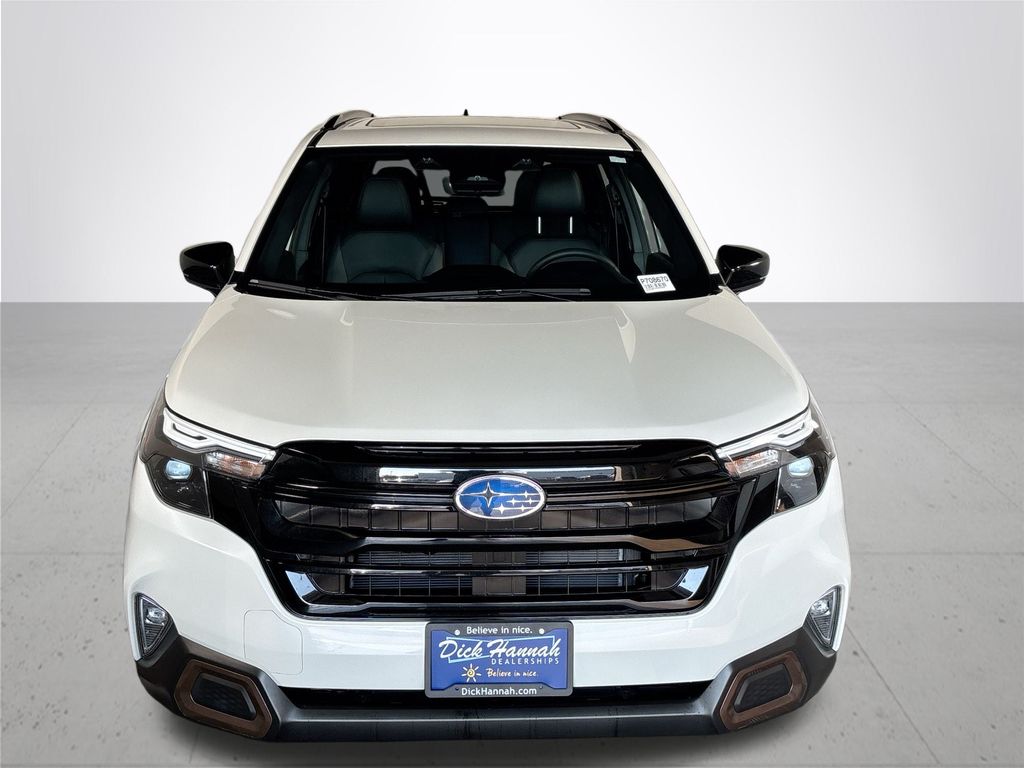 2025 Subaru Forester Sport photo 3