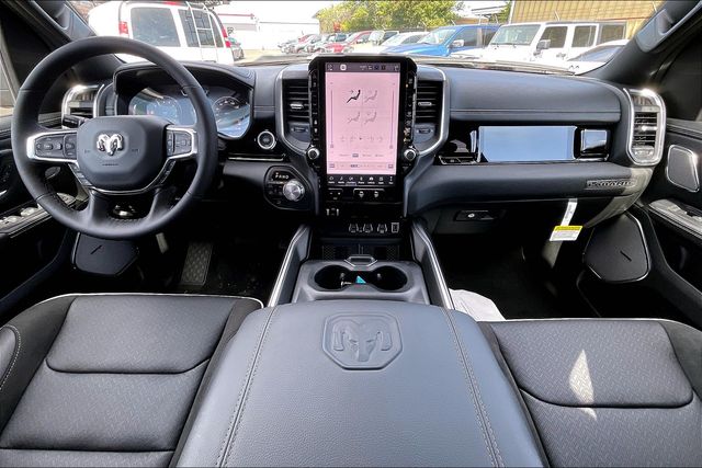 2025 Ram 1500 Laramie photo 5