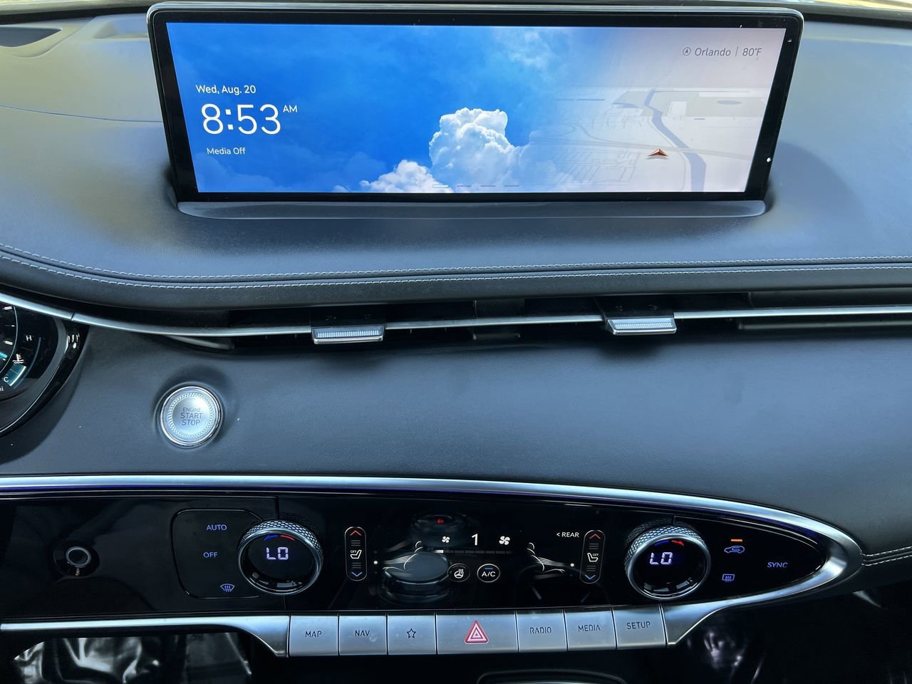 2023 Genesis GV70 3.5T Sport Prestige photo 20