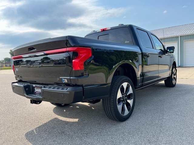 2025 Ford F-150 Lightning Platinum photo 6